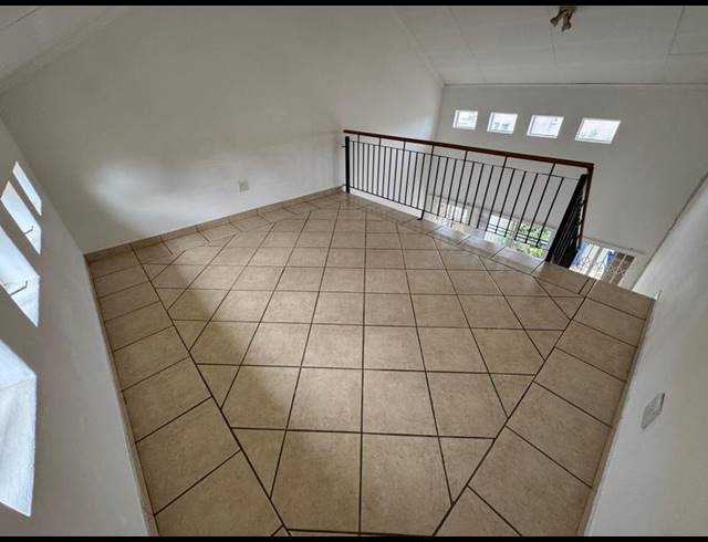 2 BEDROOM TOWNHOUSE FOR SALE IN GLEN MARAIS